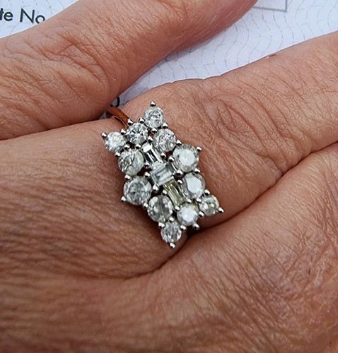 9ct rose gold - , diamond