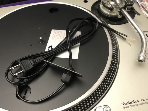 Technics 1200 power - power, cable