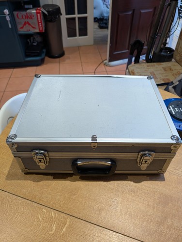 Large aluminium flight case - large,