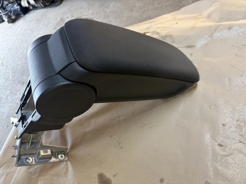Audi centre arm rest - a1,