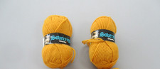 2x 50g balls vintage Sirdar Sovereign chunky orange 60% wool rich knitting yarn