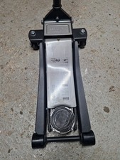 Halfords Advanced 3T 3 ton Low Profile Trolley Jack mint condition