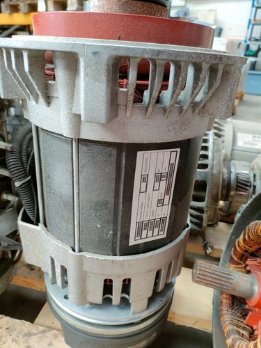 Used fork lift reach - used, bt