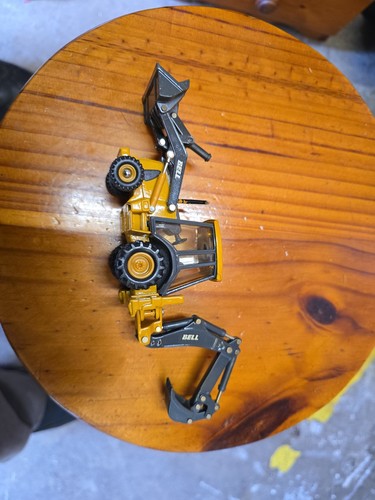 Ertl john deere back - deere, hoe
