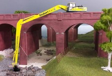 Komatsu Stobart Rail PC340 360 Tracked Excavator Digger 1:76 HO/OO Atlas Model