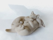 Suzie Marsh cats suzie Marsh two cats cuddling cats ornament beige cats