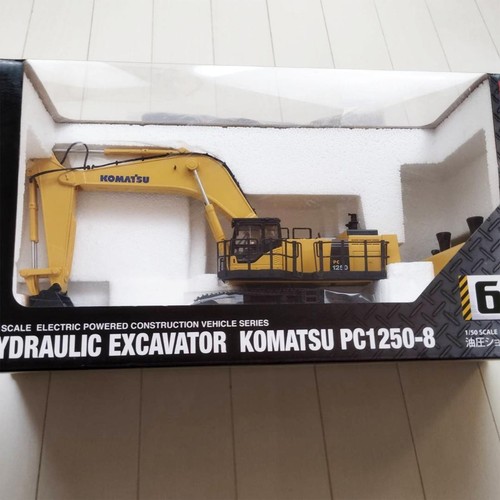 Kyosho hydraulic excavator - kyosho,