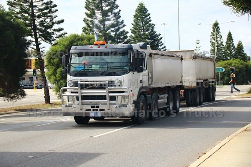 Truck photo volvo - truck,