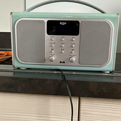 Bush dabtr30 dab - dab/fm, bluetooth