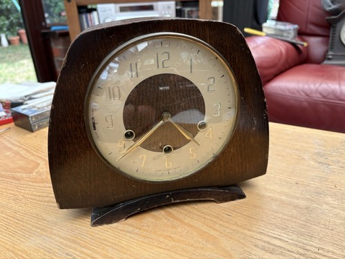 Oak mantle piece clock - piece,