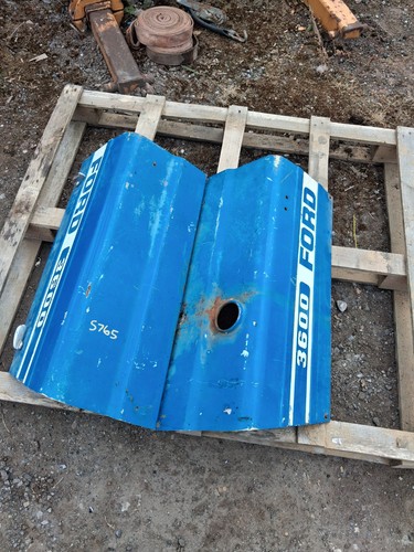 Ford tractor 3600 bonnet - ford,