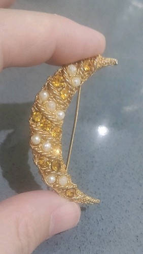 Vintage gold tone textured - tone,