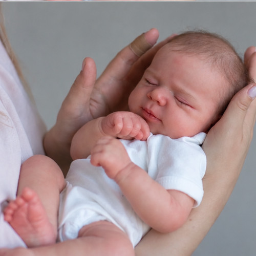 19in realistic reborn baby - 19in,