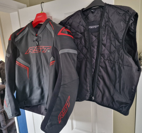 Rst d30 black - s1, sport