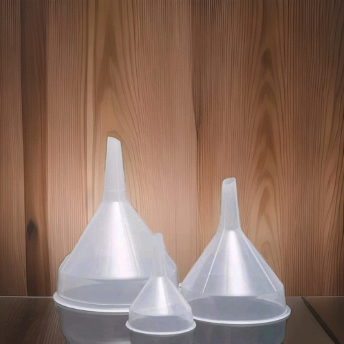 Clear plastic funnel 18cm - clear,