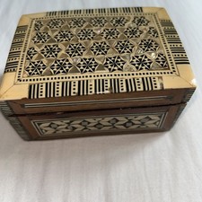 Small jewellery inlaid Box