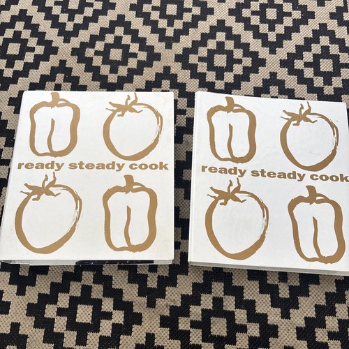 Folders ready steady - of,