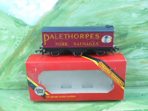 Hornby r670 palethorpes pork - hornby,