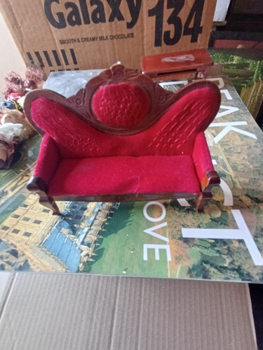 Dolls house sofa - dolls, beautiful