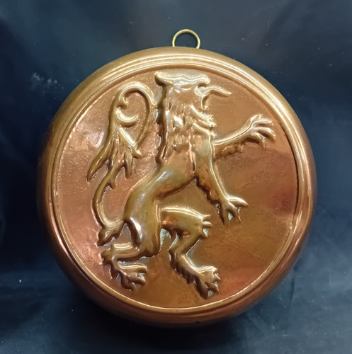 Vintage copper rampant - vintage, lion