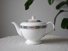 Royal worcester manor - royal, house