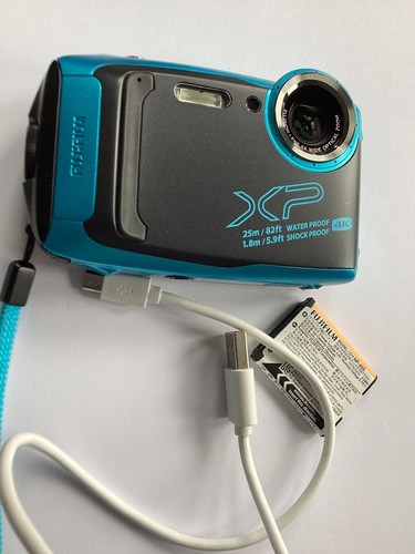 Fuji finepix xp140 blue black - blue,