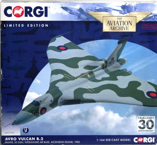 Corgi aviation avro - avro, b2