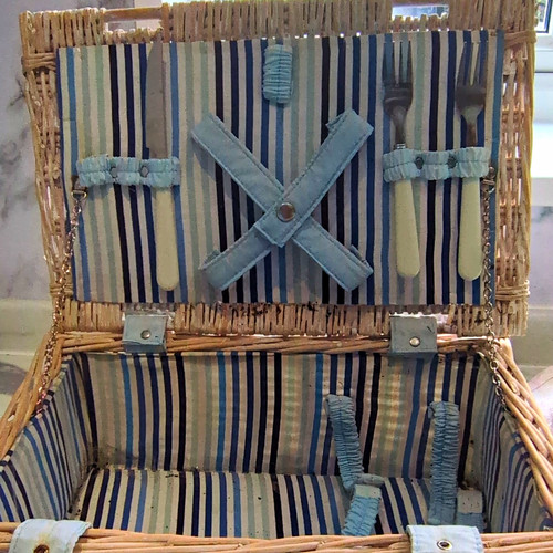 Wicker basket picnic - basket, &