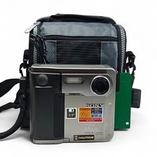 Sony Mavica MVC-FD5 Digital Camera 0.3MP 3.5" Floppy Disk Retro, Charger, Case