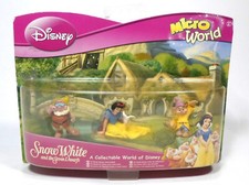 CORINTHIAN DISNEY 2009 MICRO WORLD 2/3 SNOW WHITE MINI COLLECTION EUROPEAN MOSC