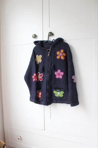100 wool chunky - 100%,