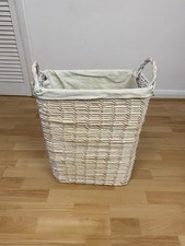BEAUTIFUL SLIMLINE WICKER LAUNDRY BASKET WITH HANDLES & LINING