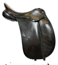 17.5" Medium-Wide Brown Albion SL Dressage Saddle