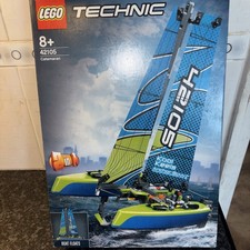 LEGO TECHNIC 42105 Catamaran -