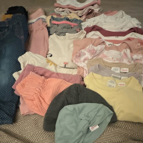Baby girls months - 12-18,