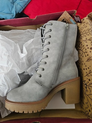 Mukluks womens grey boots