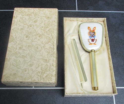 Lovely original vintage boxed - original,