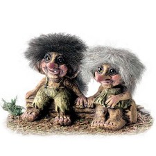 Norway Nyform Trolls on Log