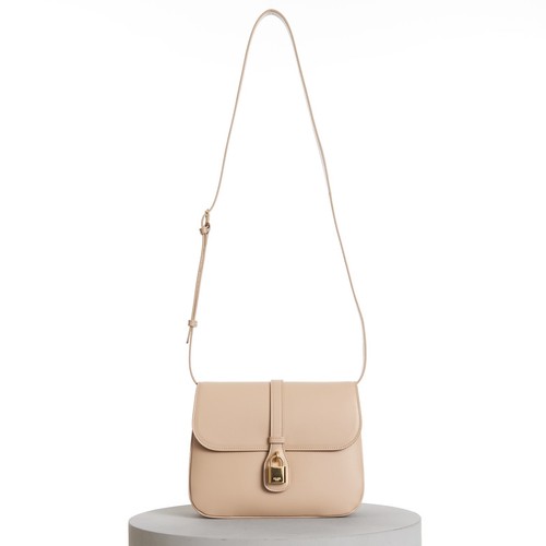 Celine 2700 medium - 2700$, tabou