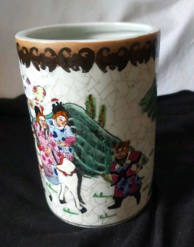 Macau hand decorated brush pot - decorated,