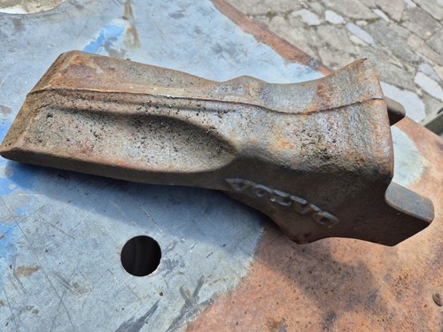 Volvo excavator 55gpe bucket - excavator,