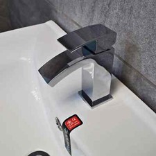 750mm vanity walnut oak finish - vanity,