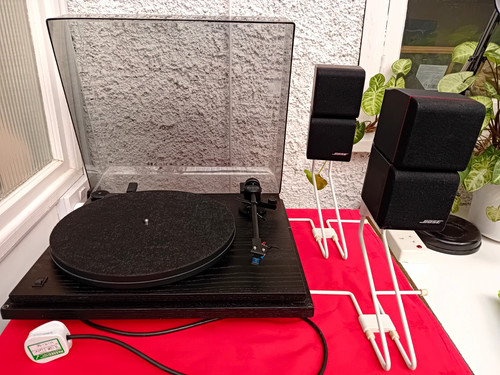 Revolver black turntable fully - revolver,