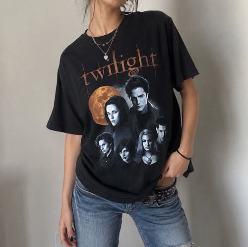 Twilight saga graphic shirt - twilight, t