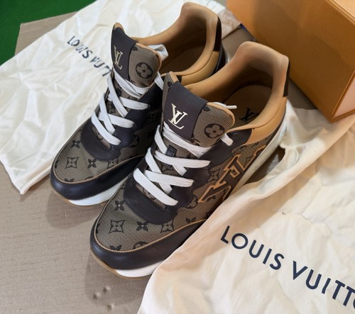 Louis vuitton classic - louis, 10