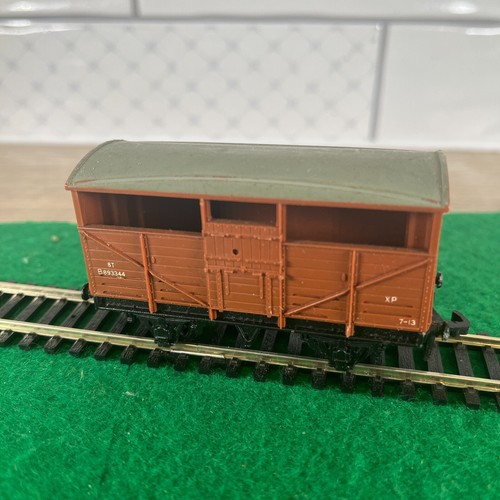 Hornby 4630 cattle wagon - cattle,