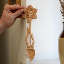 The 'Daffodil' Ornate Pine