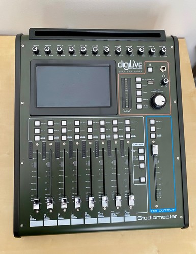 Studiomaster digilive - 16, 7"