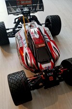 HPI Truggy *modified* 4WD 1/8