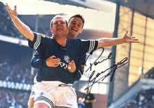 PAUL GASCOIGNE GAZZA SIGNED